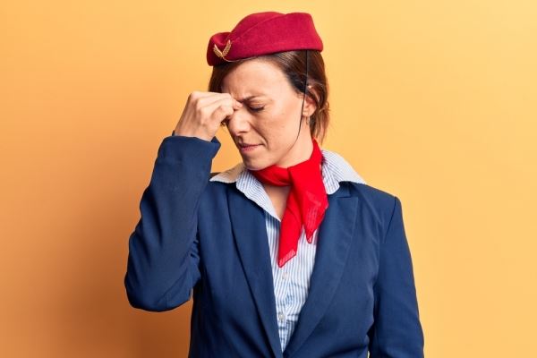 4 болезни, от которых страдают стюардессы