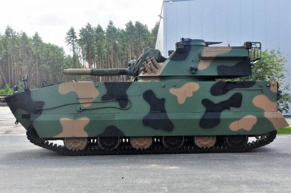 Новый вариант самоходного миномета M120G Rak (Польша)